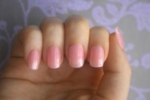 Simple Pink Nail Art